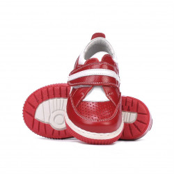 Small children shoes 64c red+white