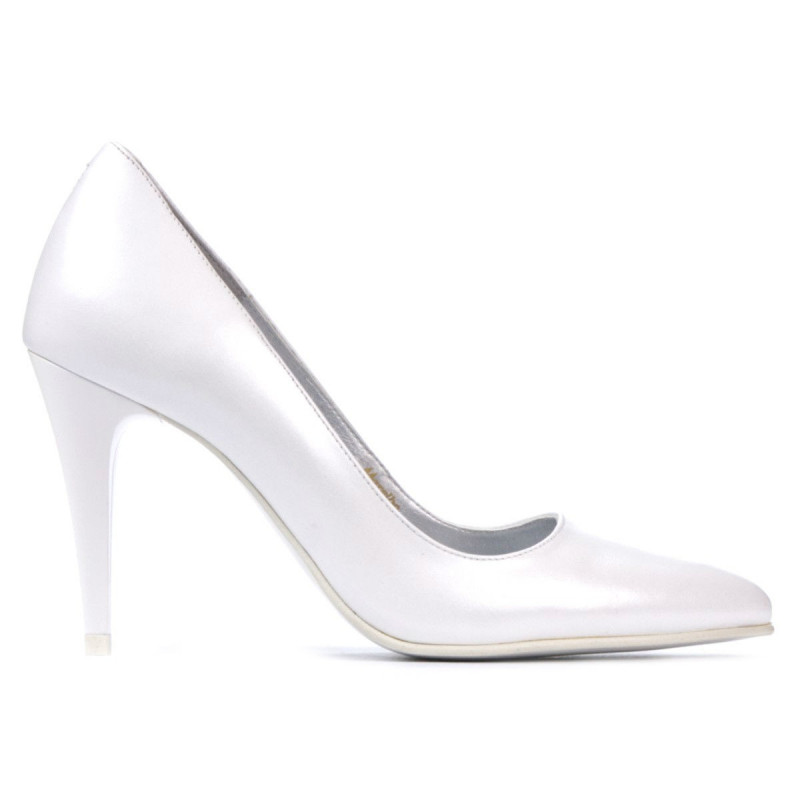 Women stylish, elegant shoes 1246 white pearl