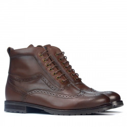 Men boots 4113 a cafe