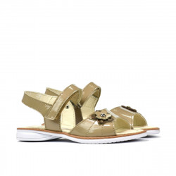 Small children sandals 55c patent beige