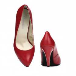 Women stylish, elegant shoes 1234 red