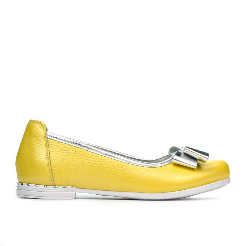 Children shoes 174 yellow pearl combined