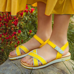 Women sandals 5061 yellow+white lifestyle