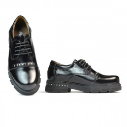 Children shoes 2003 patent black