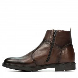 Men boots 499 a cafe