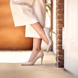 Women stylish, elegant shoes 1246 patent beige pearl lifestyle