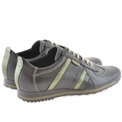 Men sport shoes 711 cafe