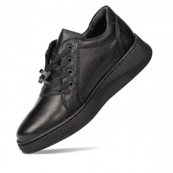 Teenagers stylish, elegant shoes 378 black
