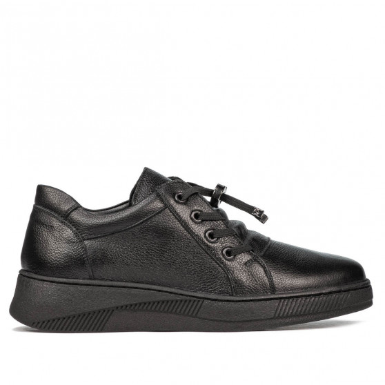 Teenagers stylish, elegant shoes 378 black