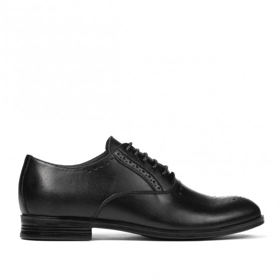Teenagers stylish, elegant shoes 380 black