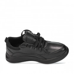 Teenagers stylish, elegant shoes 379 black