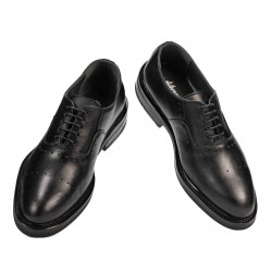 Teenagers stylish, elegant shoes 381 black