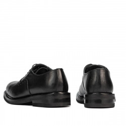 Teenagers stylish, elegant shoes 381 black