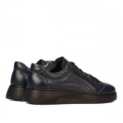 Teenagers stylish, elegant shoes 382 indigo