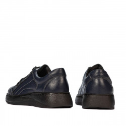 Teenagers stylish, elegant shoes 382 indigo