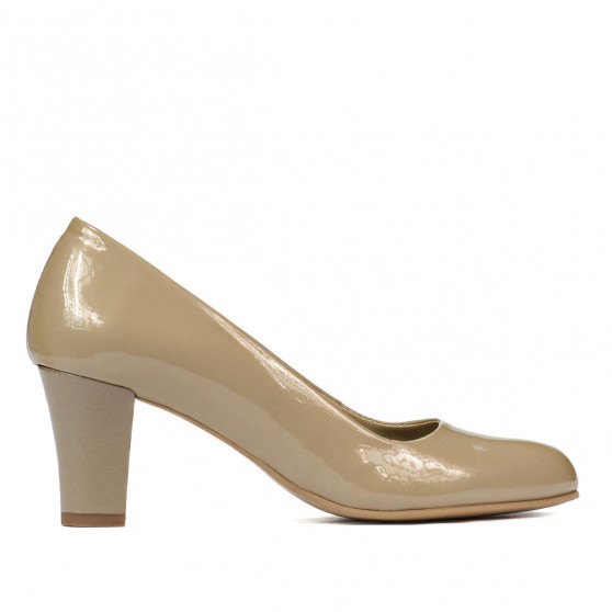 Women stylish, elegant shoes 1209 patent beige