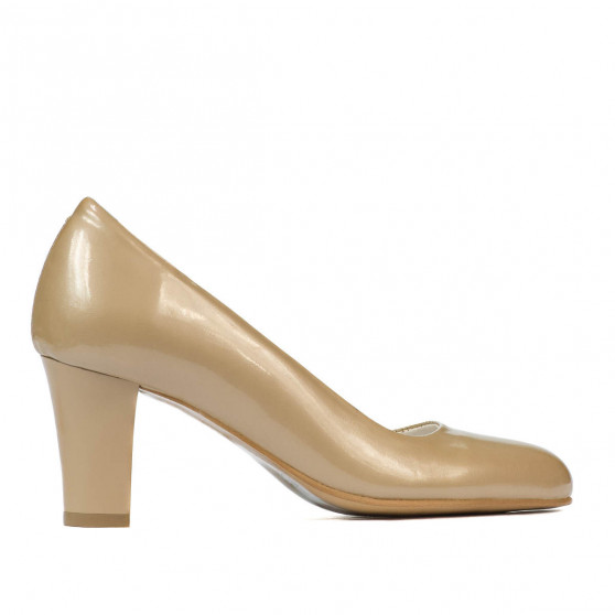Women stylish, elegant shoes 1209 patent beige02