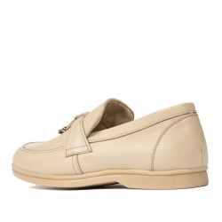 Women loafers, moccasins 6054 crem