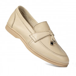 Women loafers, moccasins 6054 crem