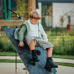 Children boots 3022 black lifestyle