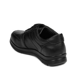Teenagers stylish, elegant shoes 384 black