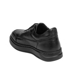Teenagers stylish, elegant shoes 386 black