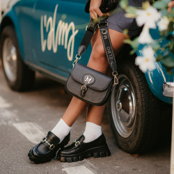 Women casual shoes 6065 black lifestyle