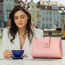 Women shoulder bag 003g rose lifestyle