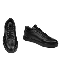 Teenagers stylish, elegant shoes 8002 black