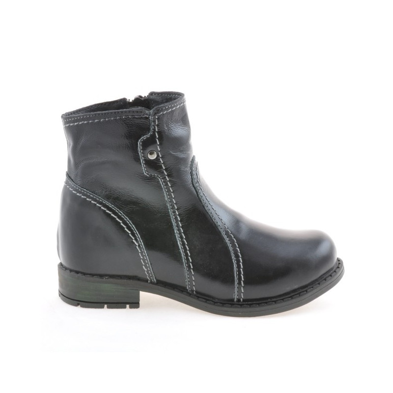 Small children boots 28c patent black