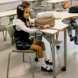 Small children shoes 76c black lifestyle