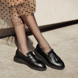 Women casual shoes 6081 black lifestyle