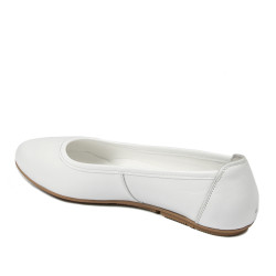 Women dancers 6027 white