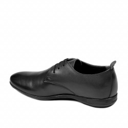 Teenagers stylish, elegant shoes 370 black