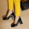 Women stylish, elegant shoes 1324 black lifestyle