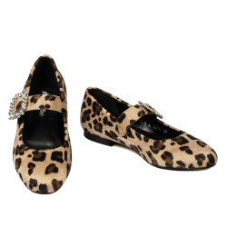 Women dancers 1314 cavallino