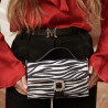 Women hand bag 039g 01 cavallino zebra lifestyle