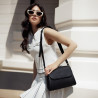 Women shoulder bag 040g 01 biz black lifestyle