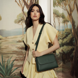 Women shoulder bag 040g forest green lifestyle