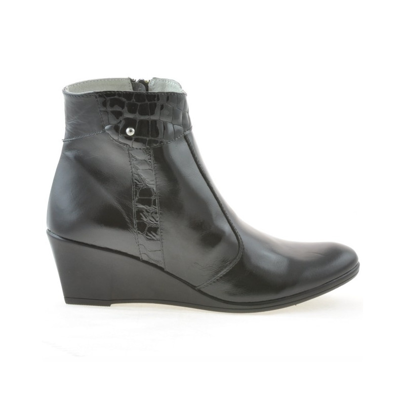 Women boots 239 patent black