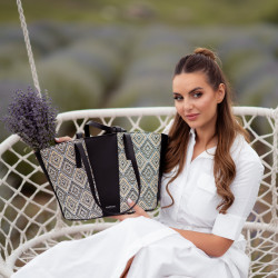 Women beach bag 044g 01 rafie noir lifestyle