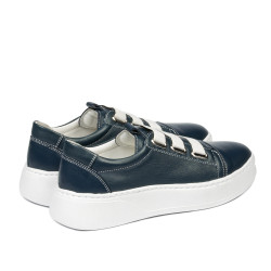 Teenagers stylish, elegant shoes 8007 indigo