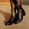 Women boots 3415 black lifestyle