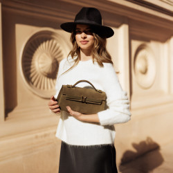 Women shoulder bag 041g suede olive lifestyle