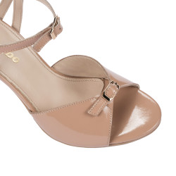 Women sandals 1365 patent beige