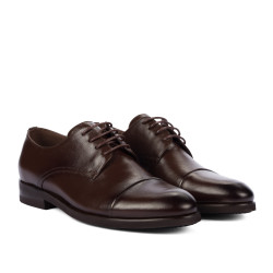 Men stylish, elegant shoes 9008 a cafe