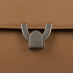 Women shoulder bag 032g 01 golden brown