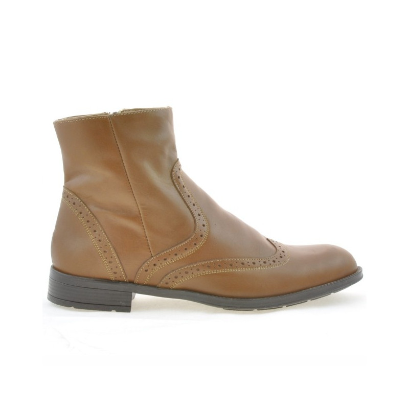 Men boots 477 a cafe