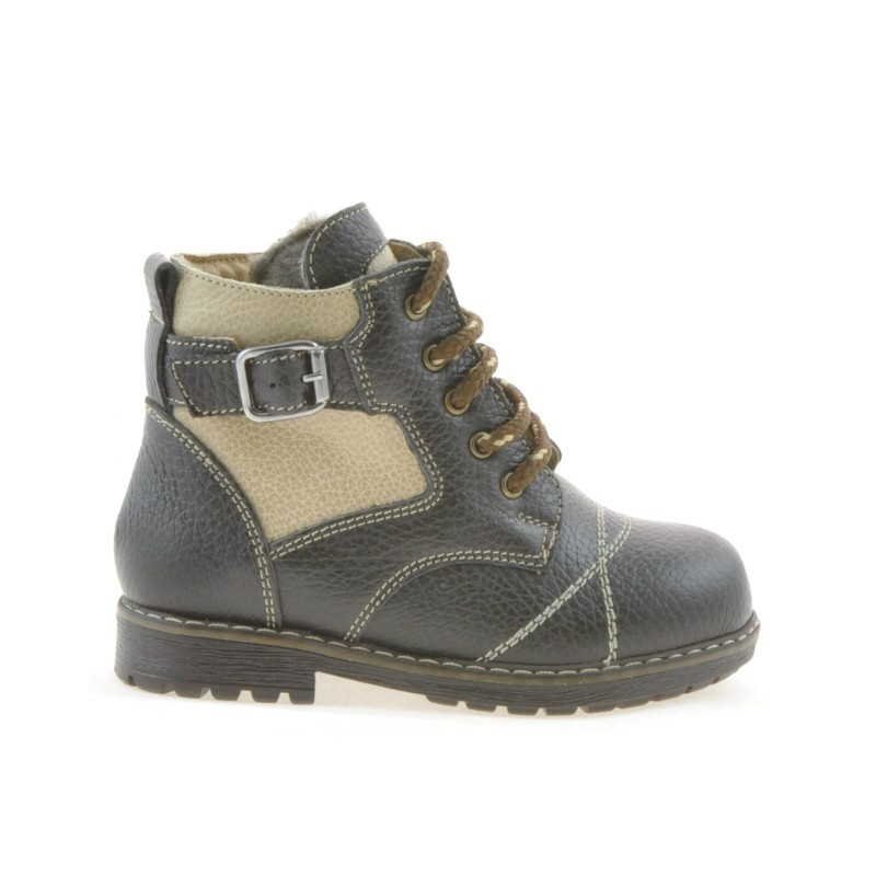 Small children boots 21c cafe combined