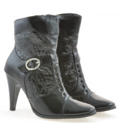 Women boots 1102 crep patent black